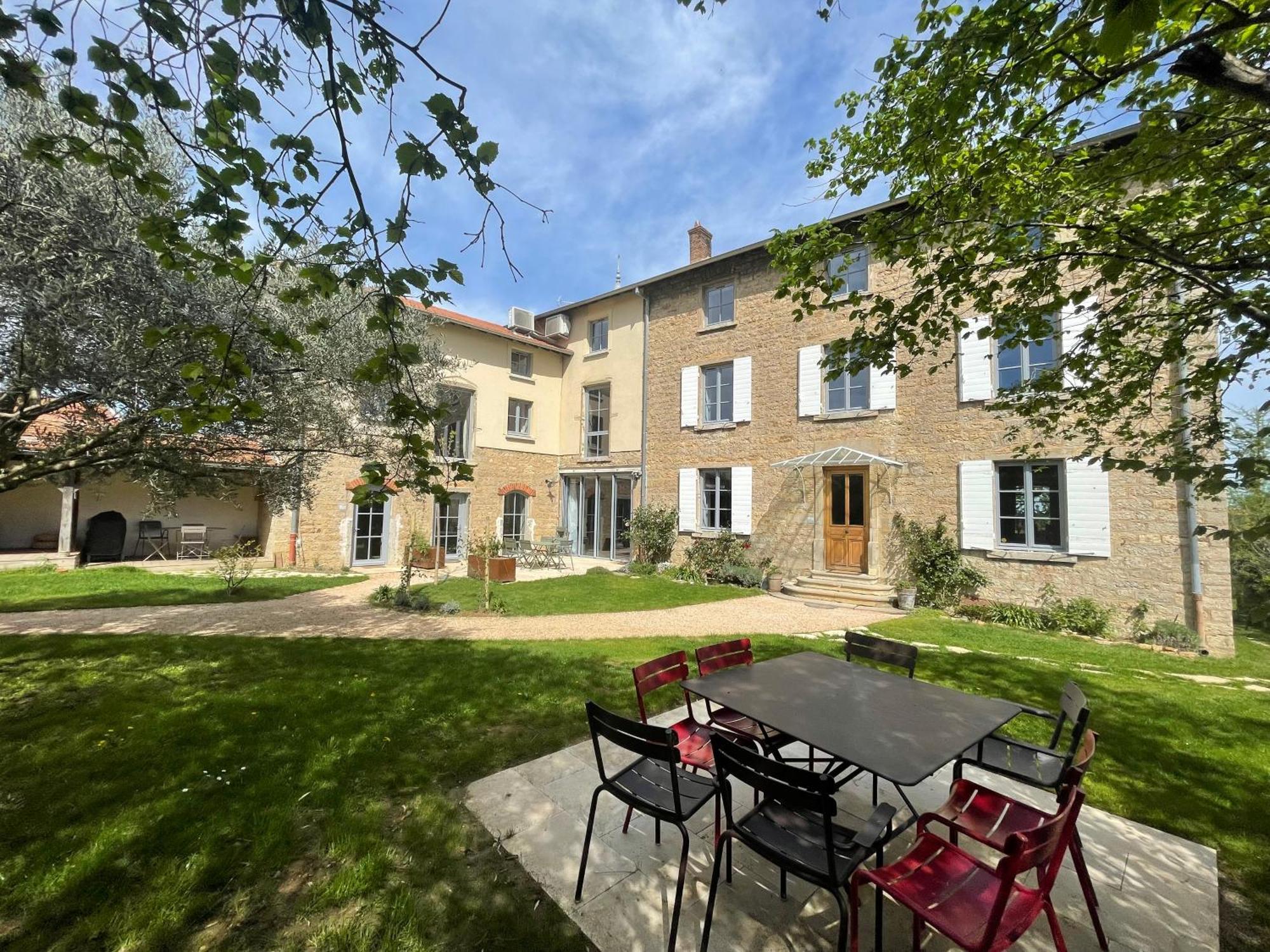 La Maison Des Monts D'Or Saint-Germain-au-Mont-dʼOr Εξωτερικό φωτογραφία